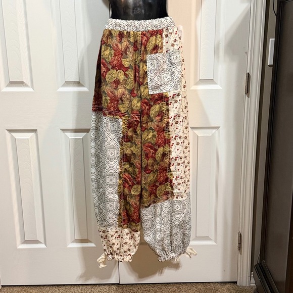 POL Patchwork Boho Bloom Print Harem Pants Lightweight Drawstring Size S - Picture 3 of 4